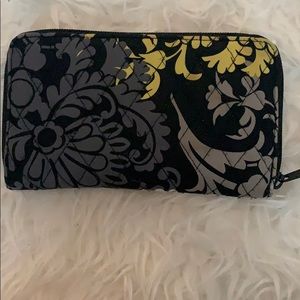 Large Vera Bradley Wallet